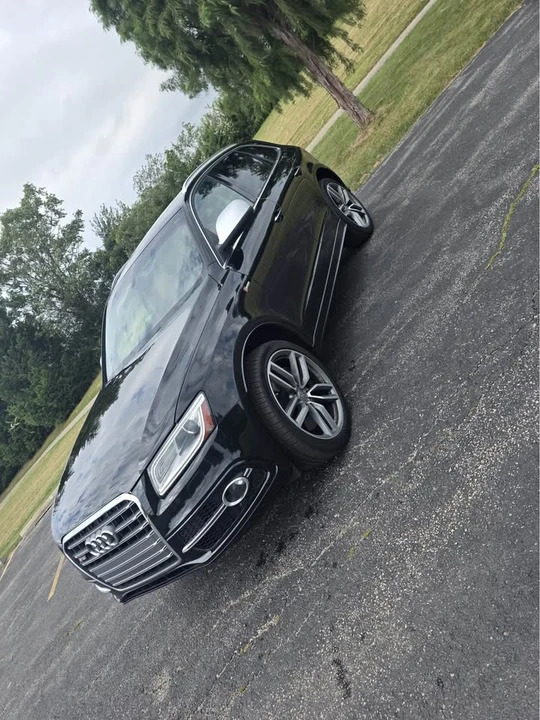 2015 Audi 8R SQ5 - Image 6 of 8