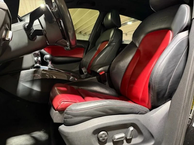 2015 Audi 8R SQ5 - Image 9 of 12