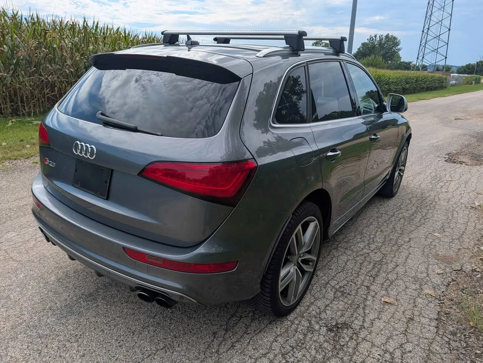 2015 Audi 8R SQ5 - Image 10 of 17