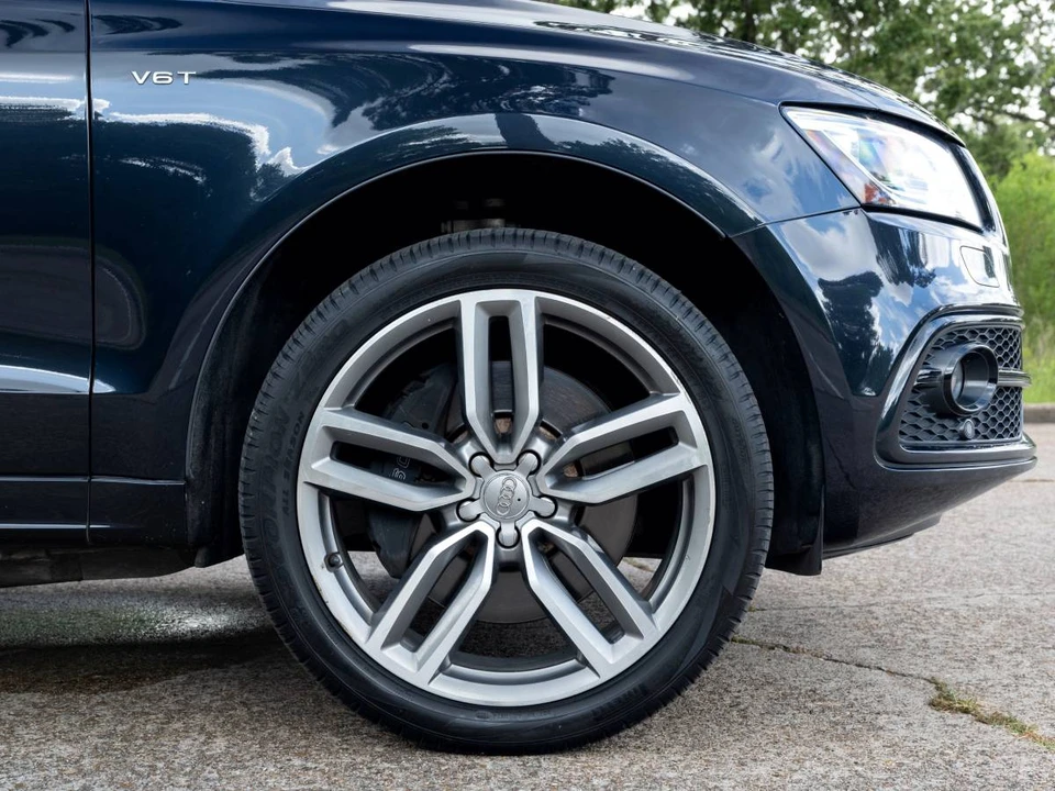 2015 Audi 8R SQ5 - Image 16 of 24