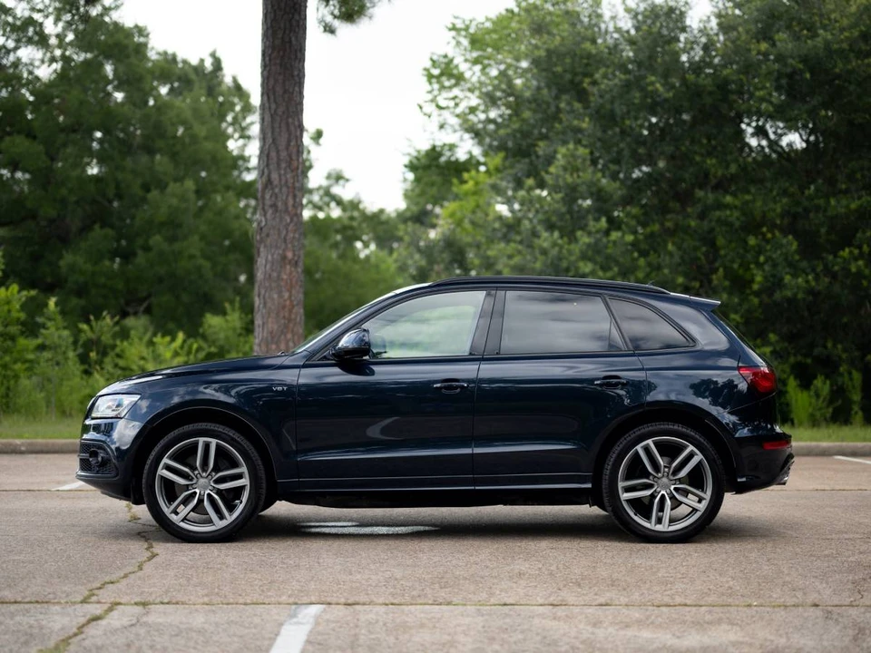 2015 Audi 8R SQ5 - Image 4 of 24
