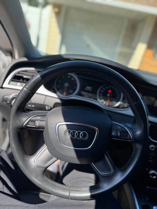 2015 Audi B8 A4 - Image 7 of 10