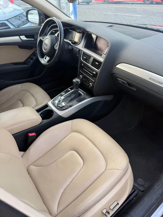 2015 Audi B8 A4 - Image 7 of 9