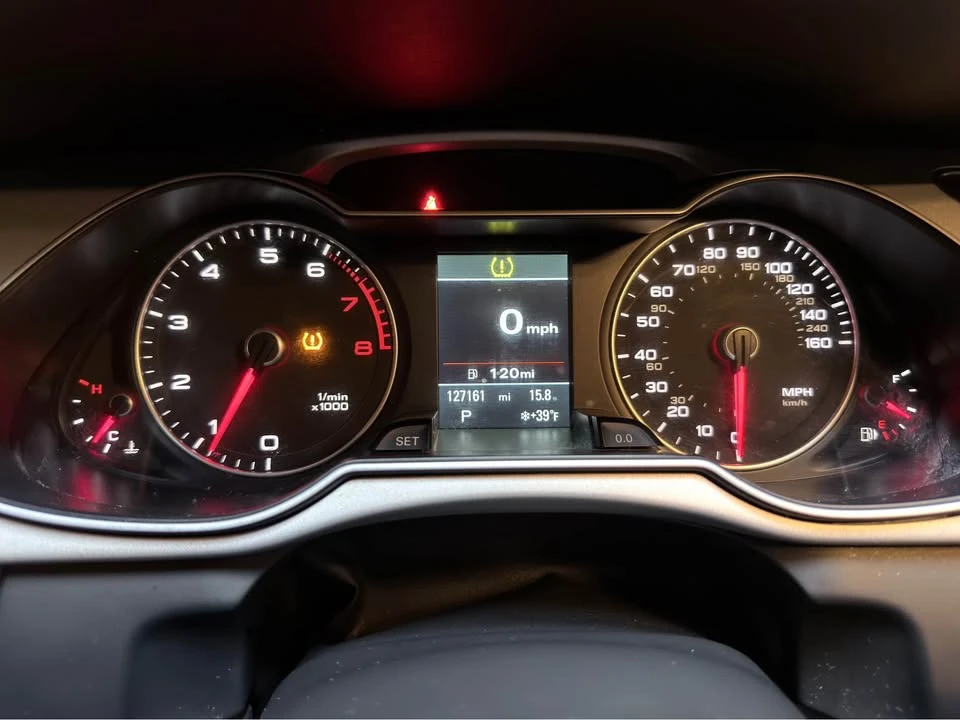 2015 Audi B8 A4 - Image 12 of 16