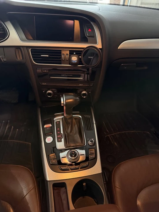 2015 Audi B8 A4 - Image 8 of 14