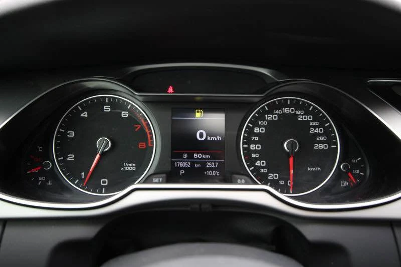 2015 Audi B8 A4 - Image 5 of 11
