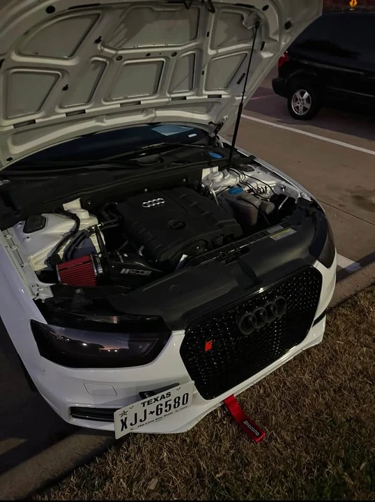 2015 Audi B8 A4 - Image 2 of 4