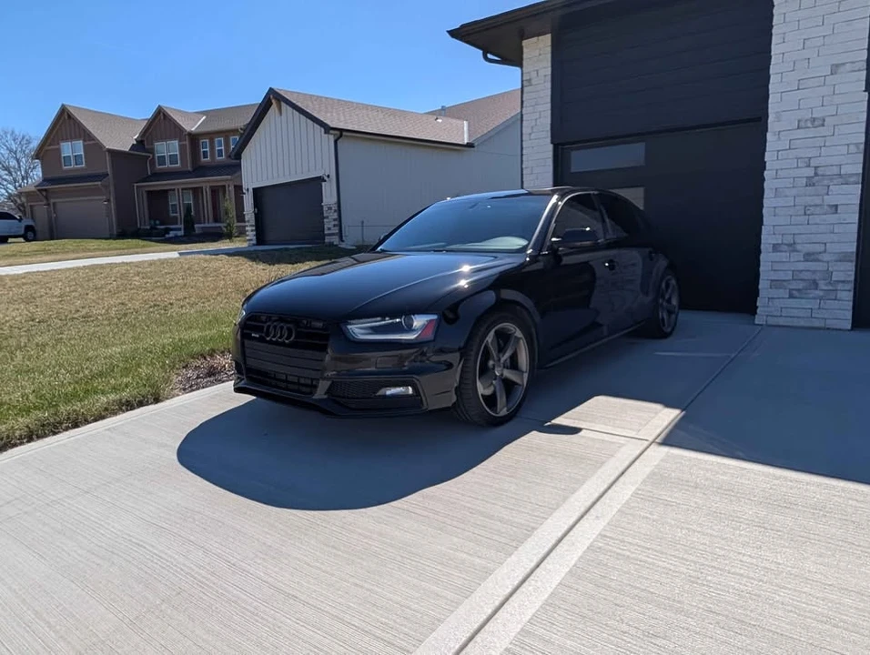 2015 Audi B8 A4 - Image 2 of 10