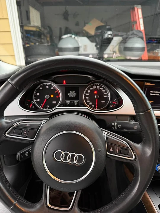 2015 Audi B8 A4 - Image 7 of 10
