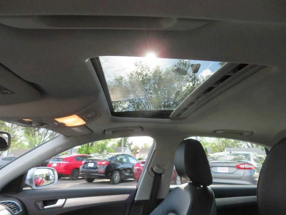 2015 Audi B8 A4 - Image 8 of 13
