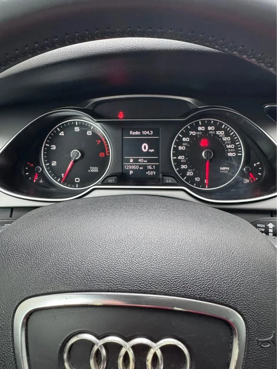 2015 Audi B8 A4 - Image 7 of 11