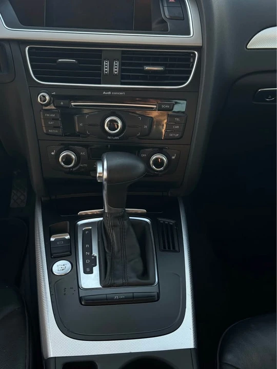 2015 Audi B8 A4 - Image 7 of 12