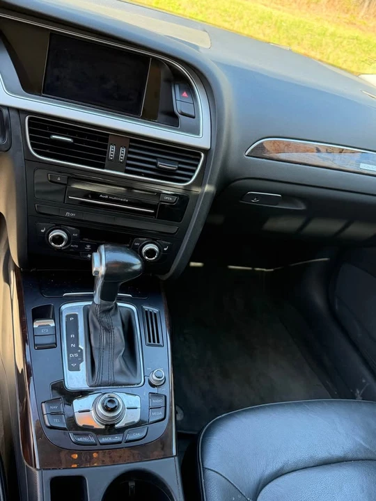 2015 Audi B8 A4 - Image 8 of 10