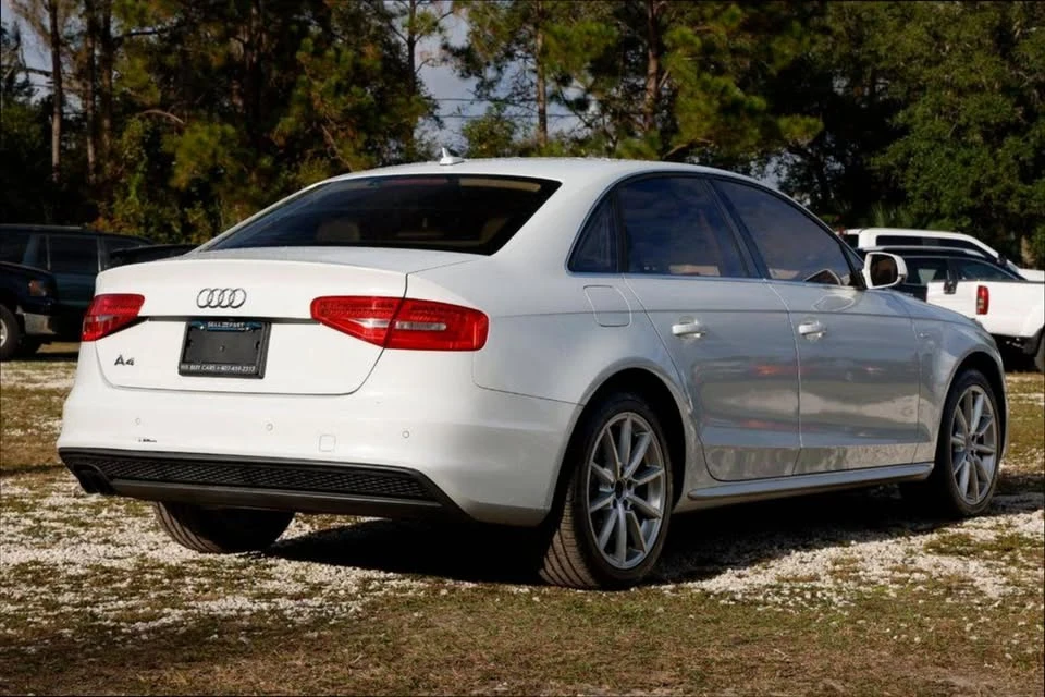 2015 Audi B8 A4 - Image 9 of 16