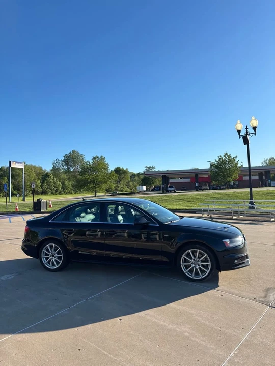 2015 Audi B8 A4 - Image 2 of 10