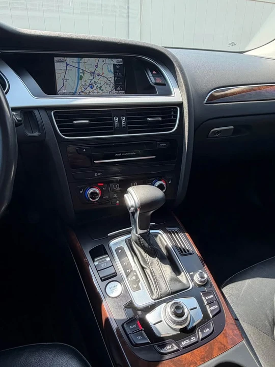 2015 Audi B8 A4 - Image 13 of 17