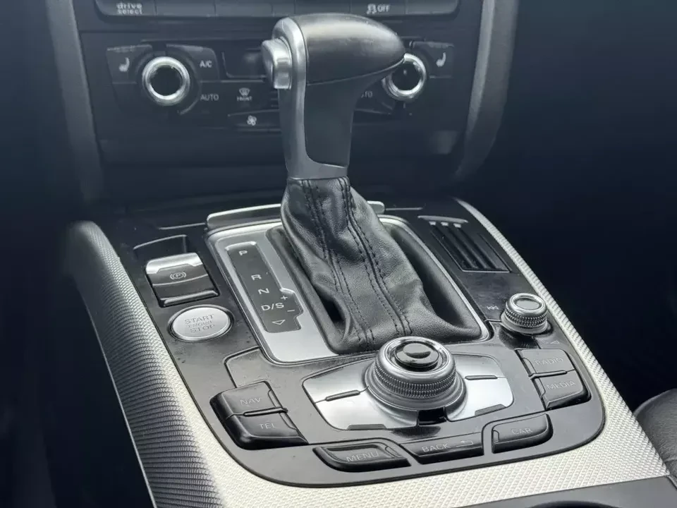 2015 Audi B8 A4 - Image 9 of 15