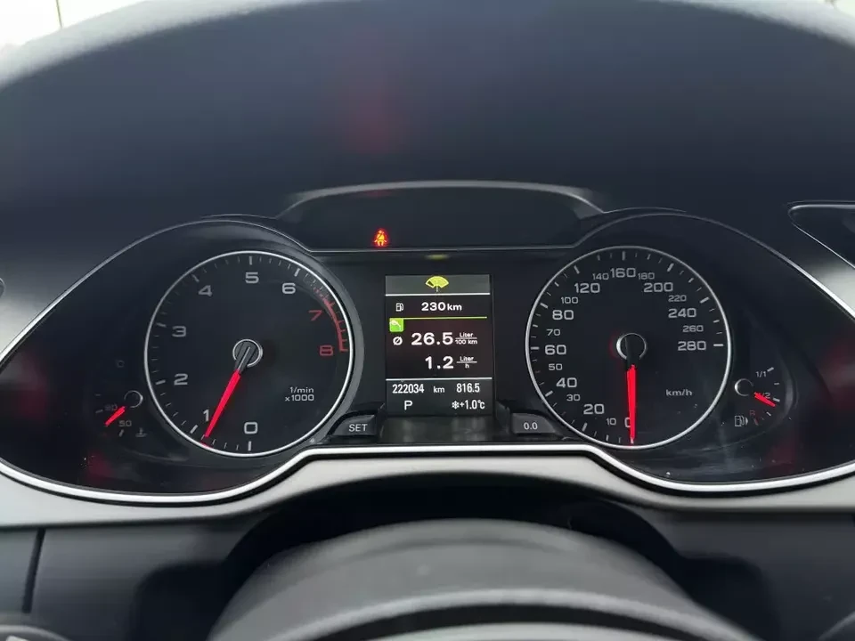 2015 Audi B8 A4 - Image 10 of 15