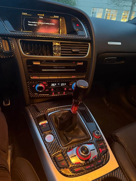 2015 Audi B8 A5 - Image 7 of 9
