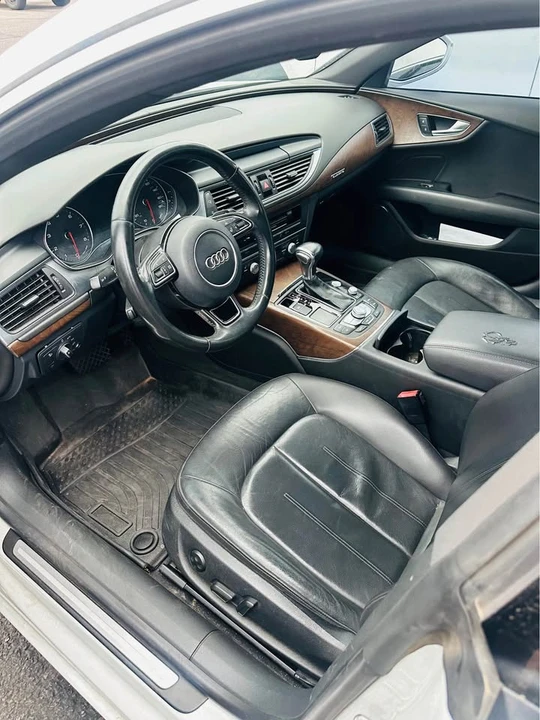 2015 Audi C7 A7 - Image 15 of 20