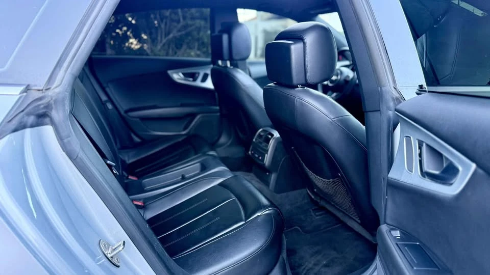 2015 Audi C7 A7 - Image 10 of 17