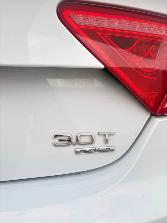 2015 Audi C7 A7 - Image 14 of 20