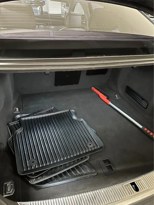 2015 Audi D4 A8 - Image 11 of 11