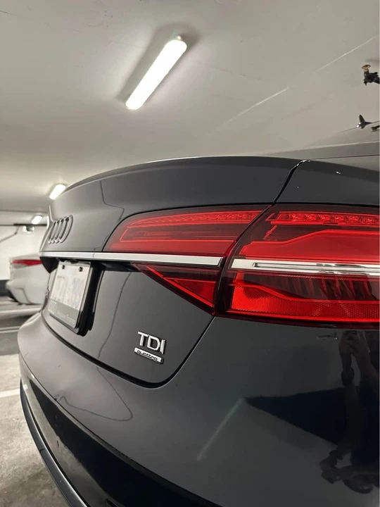 2015 Audi D4 A8 - Image 2 of 11