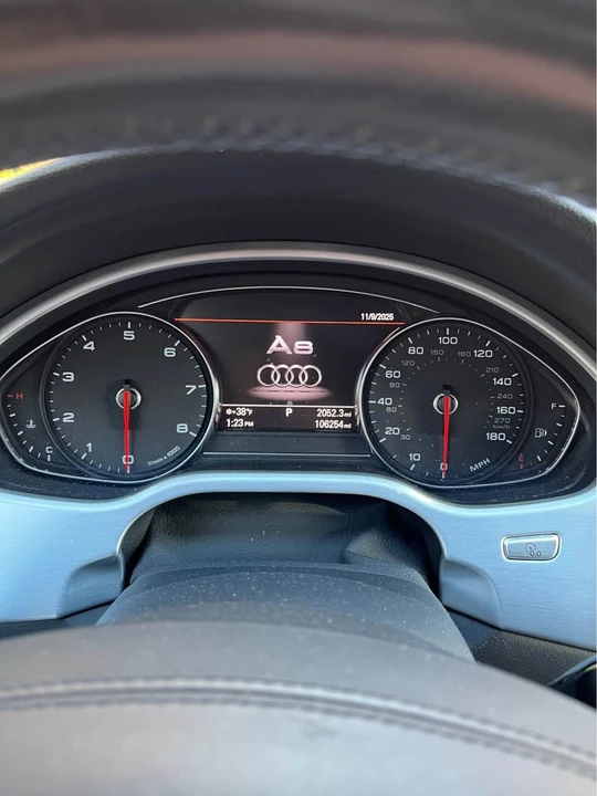 2015 Audi D4 A8 - Image 7 of 14