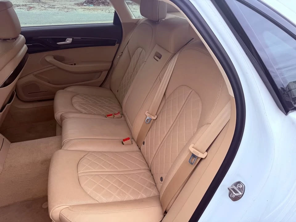 2015 Audi D4 A8 - Image 5 of 10