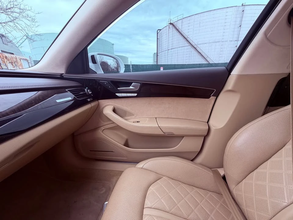 2015 Audi D4 A8 - Image 10 of 10