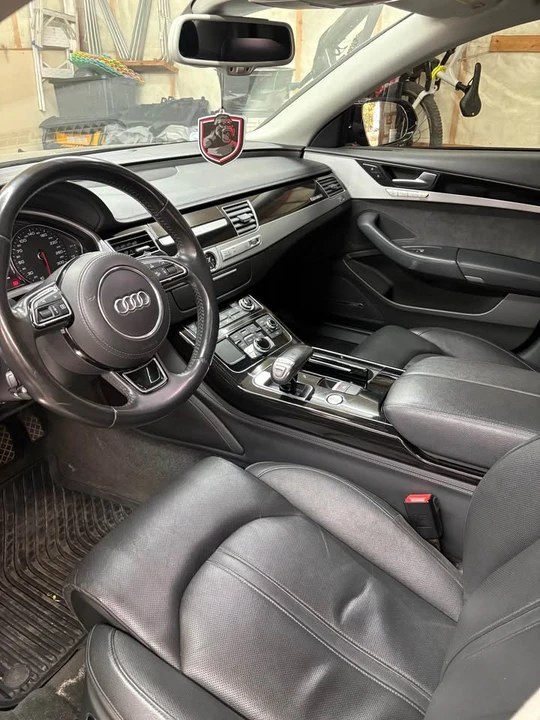 2015 Audi D4 A8 - Image 7 of 9