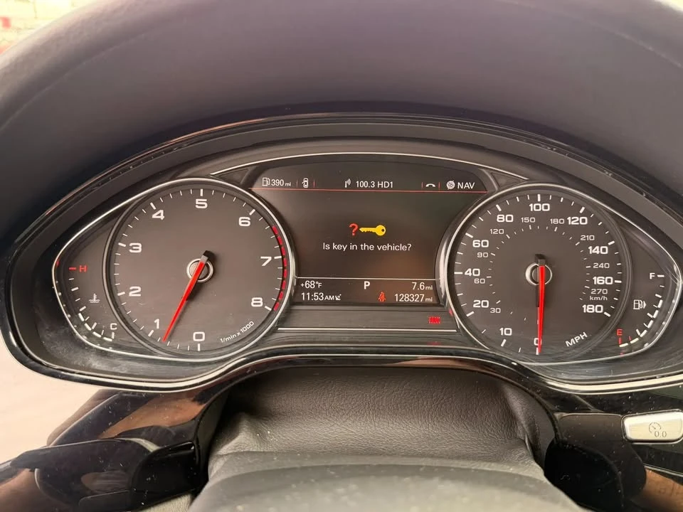 2015 Audi D4 A8 - Image 10 of 20