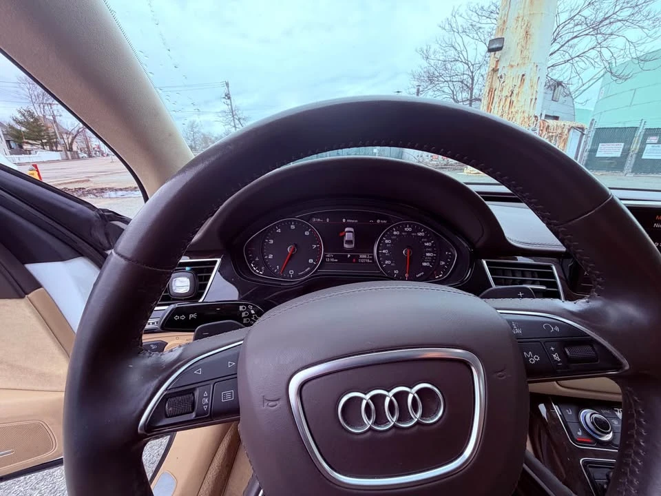 2015 Audi D4 A8 - Image 8 of 10