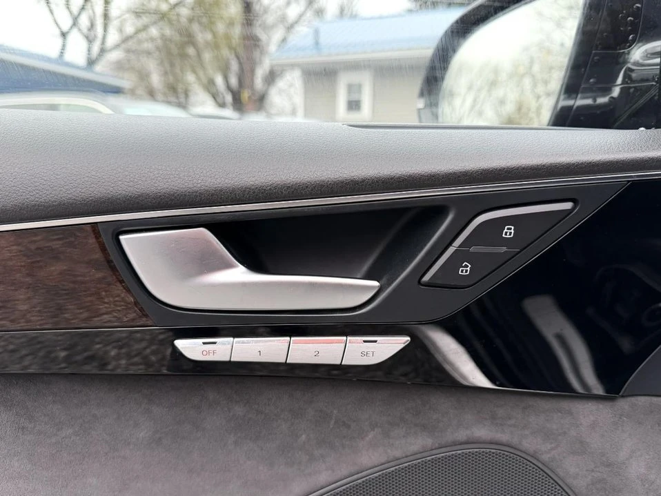 2015 Audi D4 A8 - Image 16 of 20