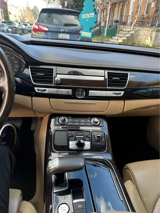 2015 Audi D4 A8 - Image 10 of 13