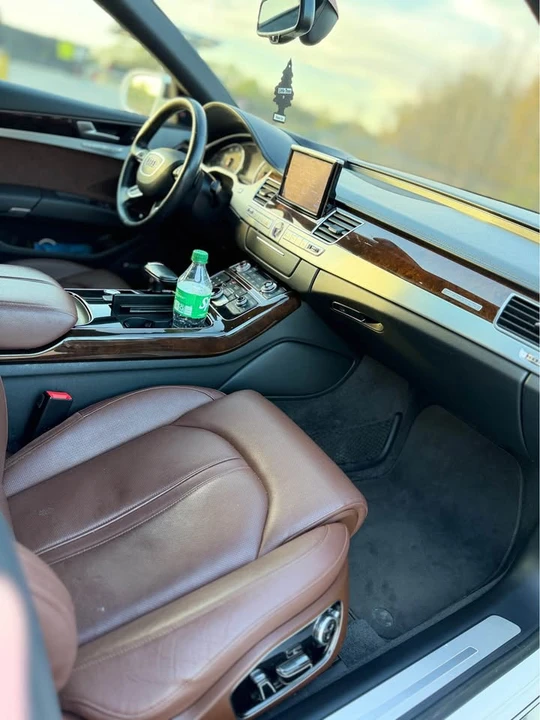 2015 Audi D4 A8 - Image 11 of 16