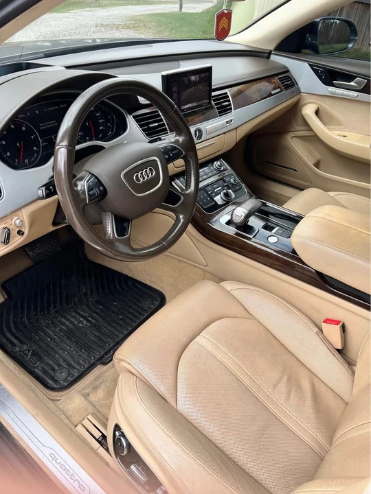 2015 Audi D4 A8 - Image 10 of 14