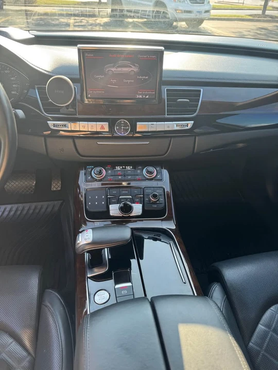 2015 Audi D4 A8 - Image 10 of 20