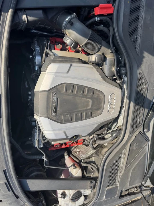 2015 Audi D4 A8 - Image 19 of 20