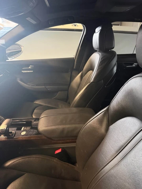 2015 Audi D4 A8 - Image 3 of 3