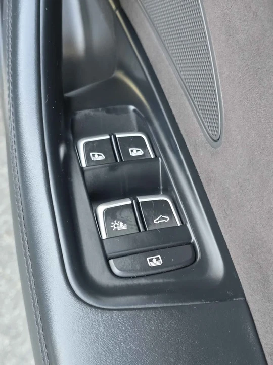 2015 Audi D4 A8 - Image 12 of 19