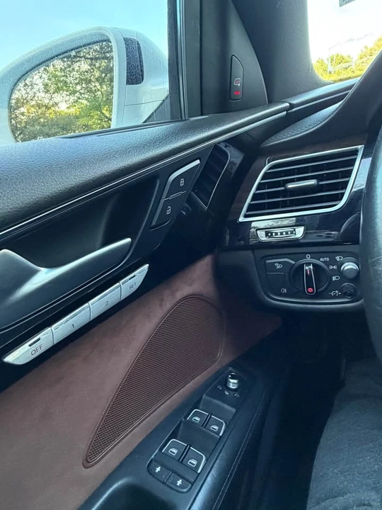 2015 Audi D4 A8 - Image 16 of 20
