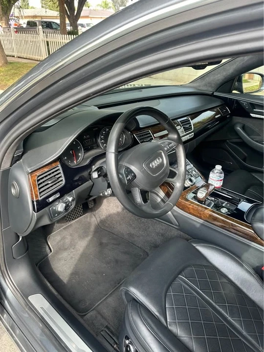 2015 Audi D4 A8 - Image 8 of 17