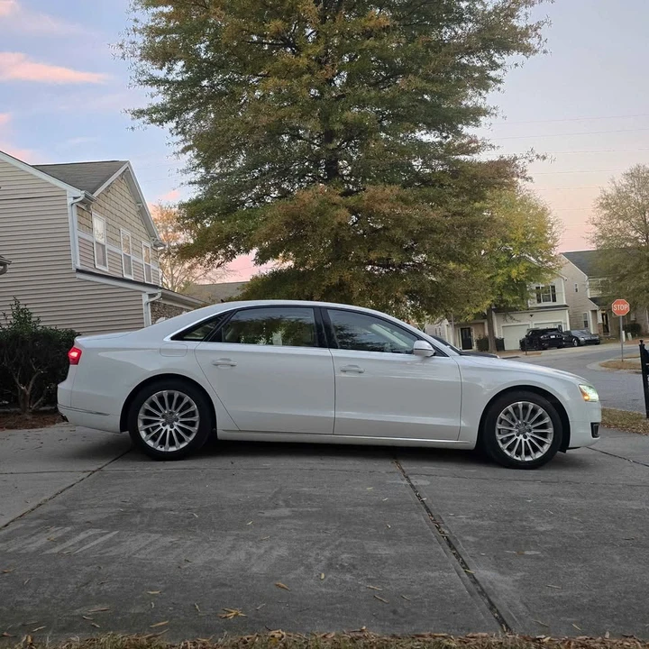 2015 Audi D4 A8 - Image 4 of 19