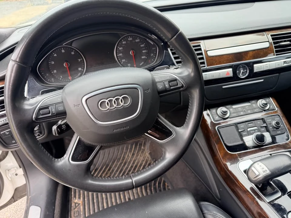 2015 Audi D4 A8 - Image 9 of 11