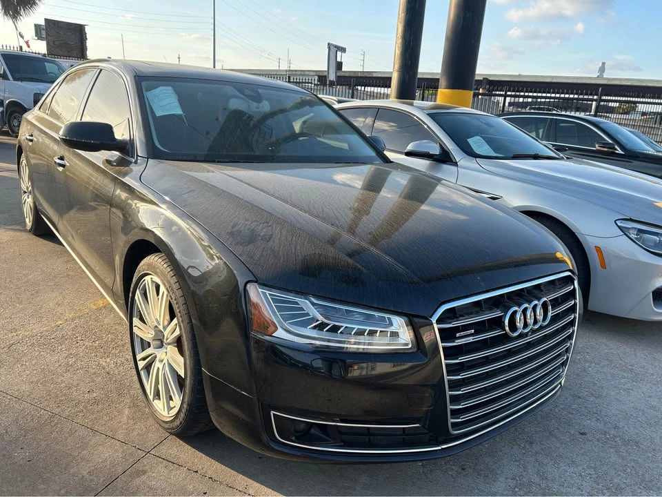 2015 Audi D4 A8 - Image 2 of 3
