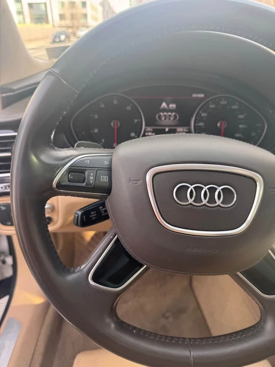 2015 Audi D4 A8 - Image 13 of 20