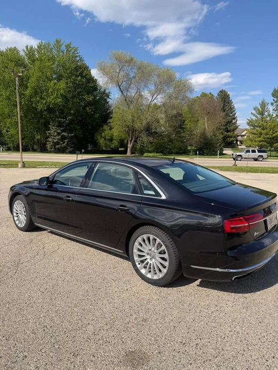 2015 Audi D4 A8 - Image 2 of 8