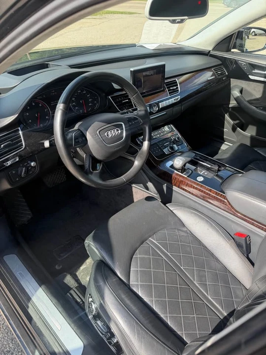2015 Audi D4 A8 - Image 6 of 8